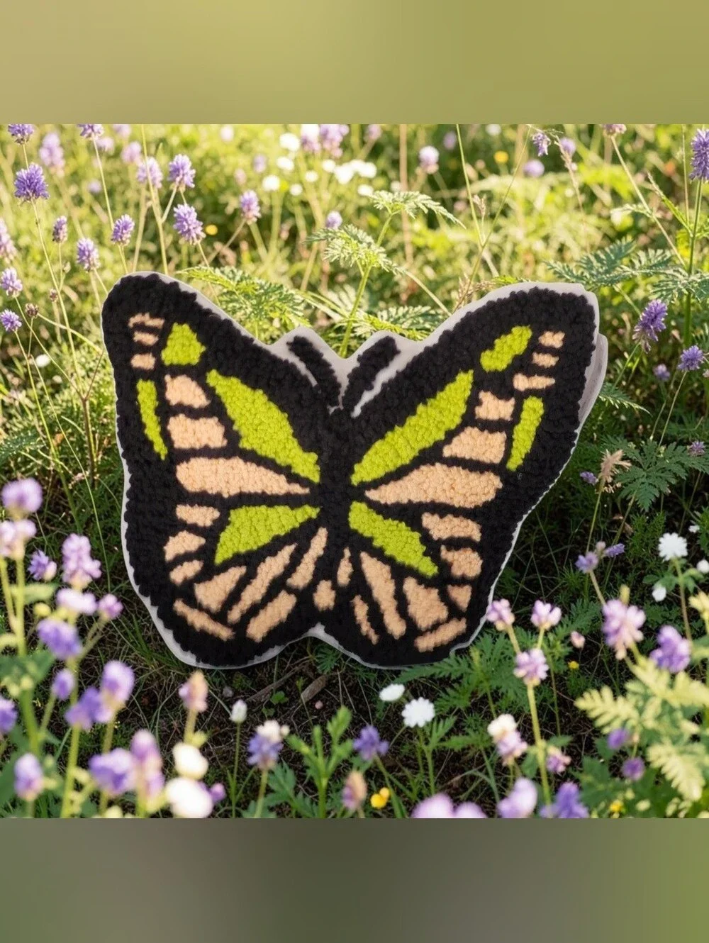 Teen Home Zadora butterfly-shaped decorative throw pillow 18